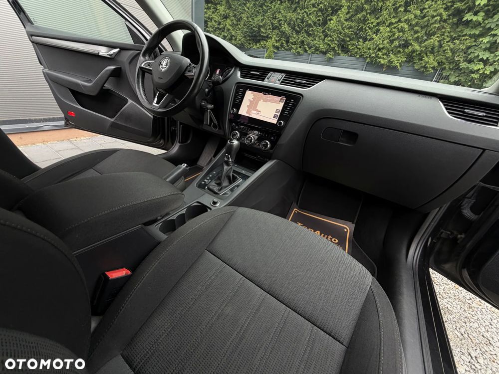 Skoda Octavia 2.0 TDI SCR Style DSG - 15