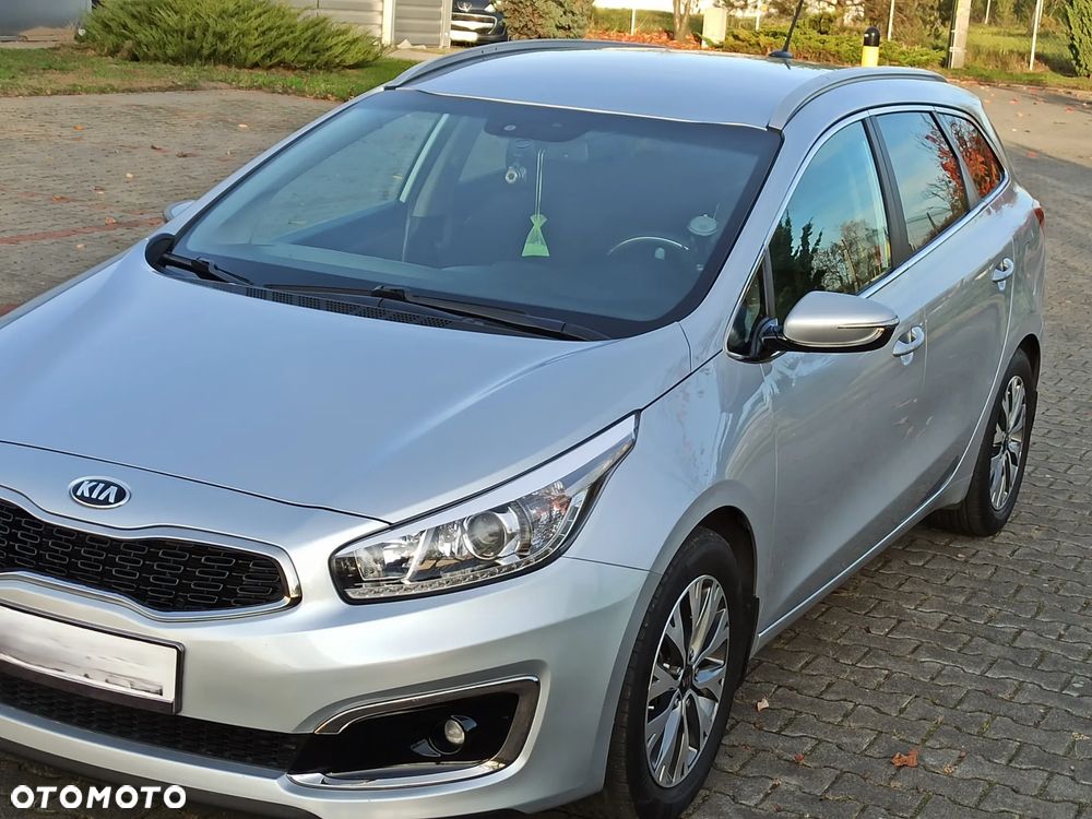 Kia Ceed 1.6 GDI L Business Line - 11