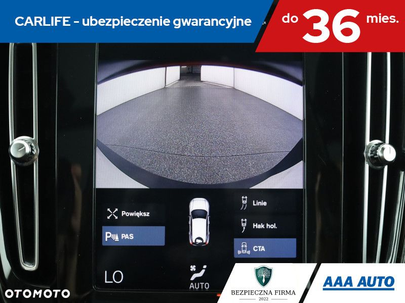 Volvo XC 40 - 18