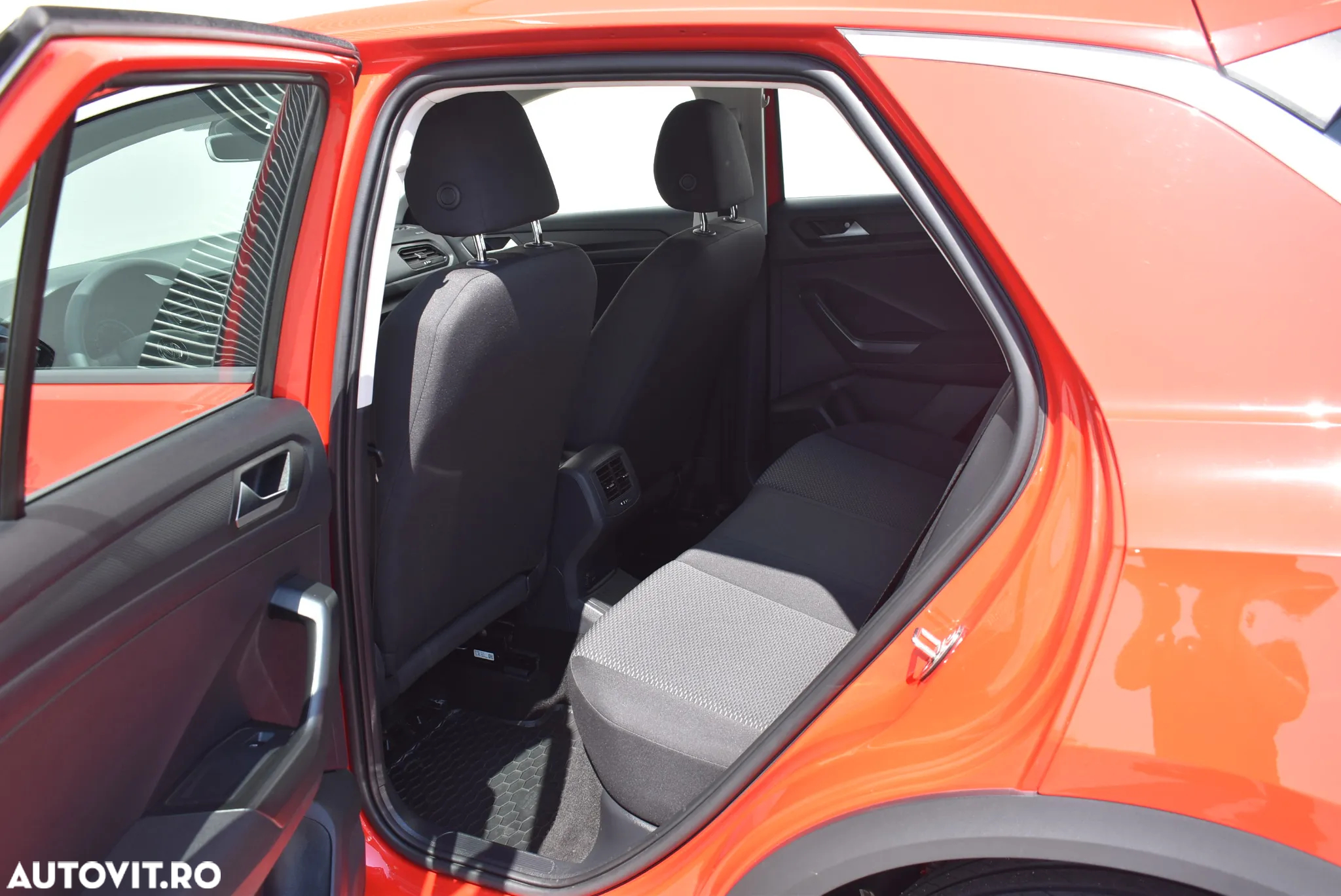 Volkswagen T-ROC 1.6 TDI Base - 20