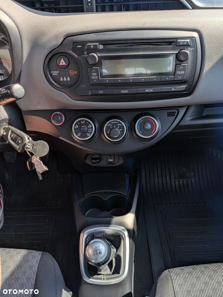 Toyota Yaris 1.0 Active - 13