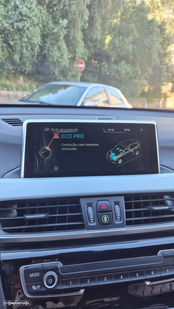 BMW X1 16 d sDrive Line xLine - 4