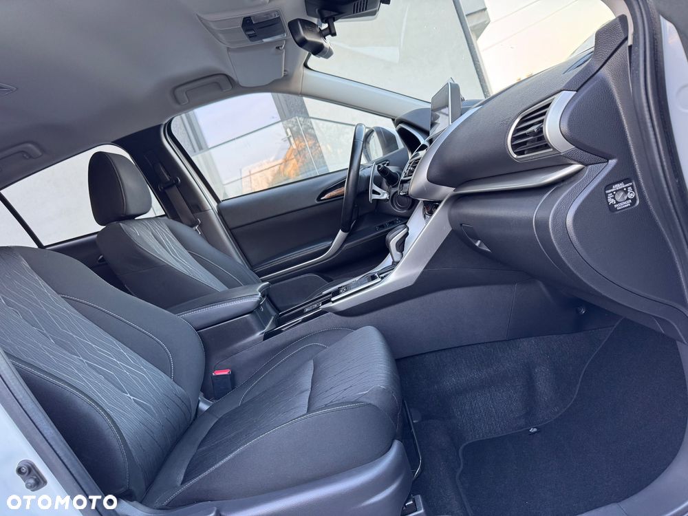 Mitsubishi Eclipse Cross 1.5 T-MIVEC ClearTec CVT 2WD Diamant Edition Plus - 23