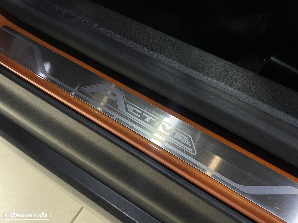 Ford Focus 1.0 EcoBoost Active - 33