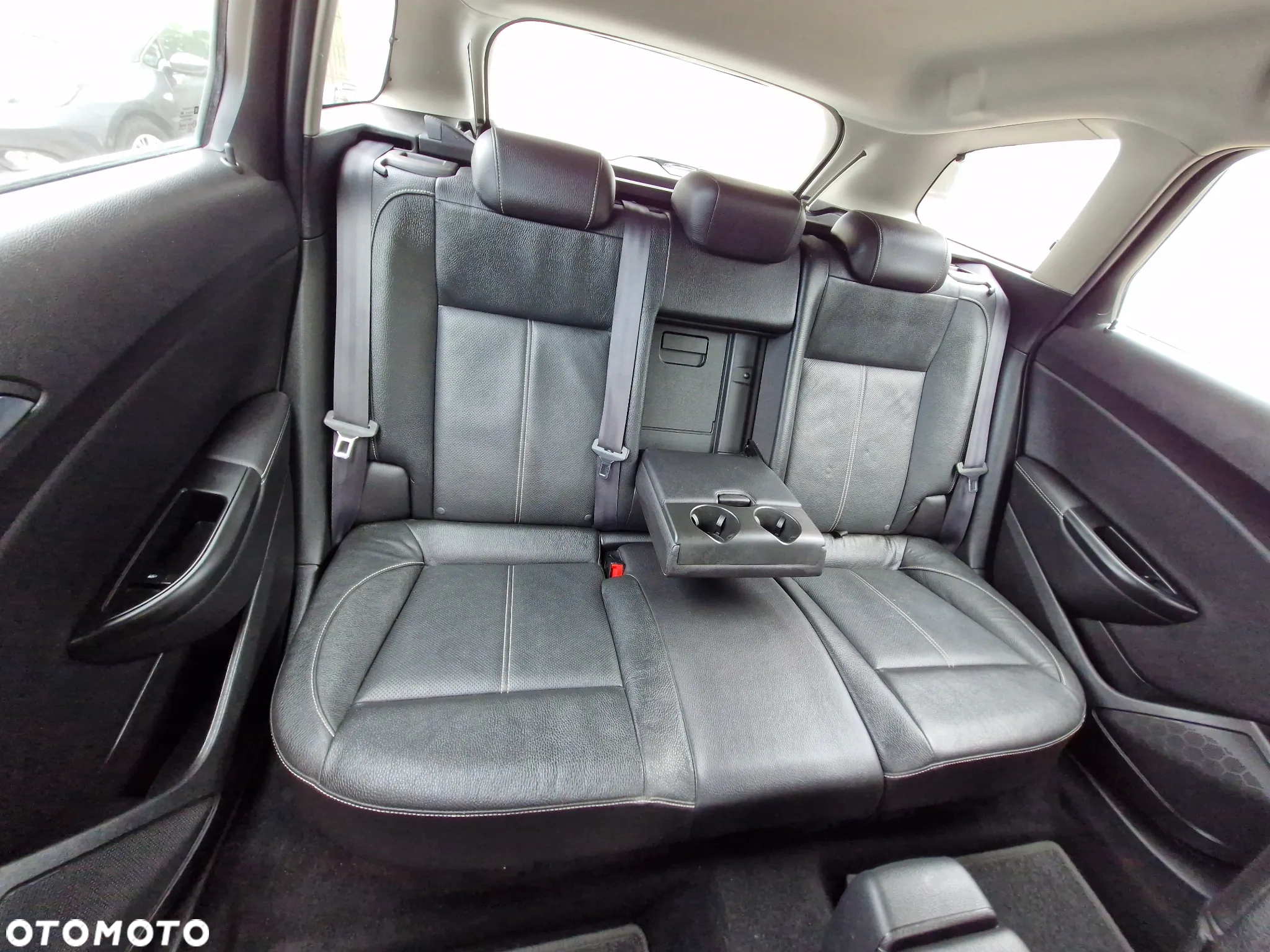 Opel Astra IV 1.4 T Cosmo S&S EU6 - 19