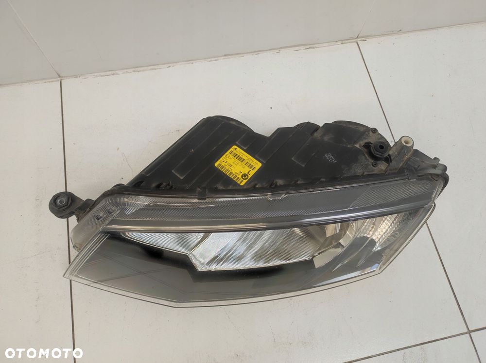 lampa reflektor lewy lewa przód eu skoda octavia iii 3 - 2