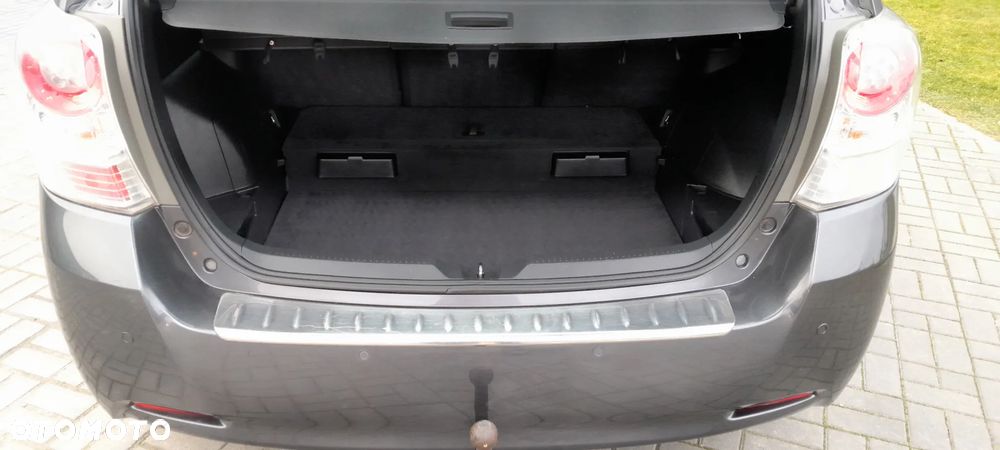 Toyota Verso 2.0 D-4D Edition - 26