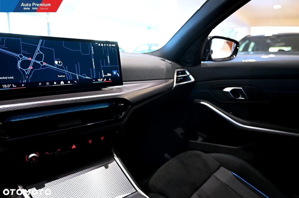 BMW Seria 3 330i Touring xDrive - 7