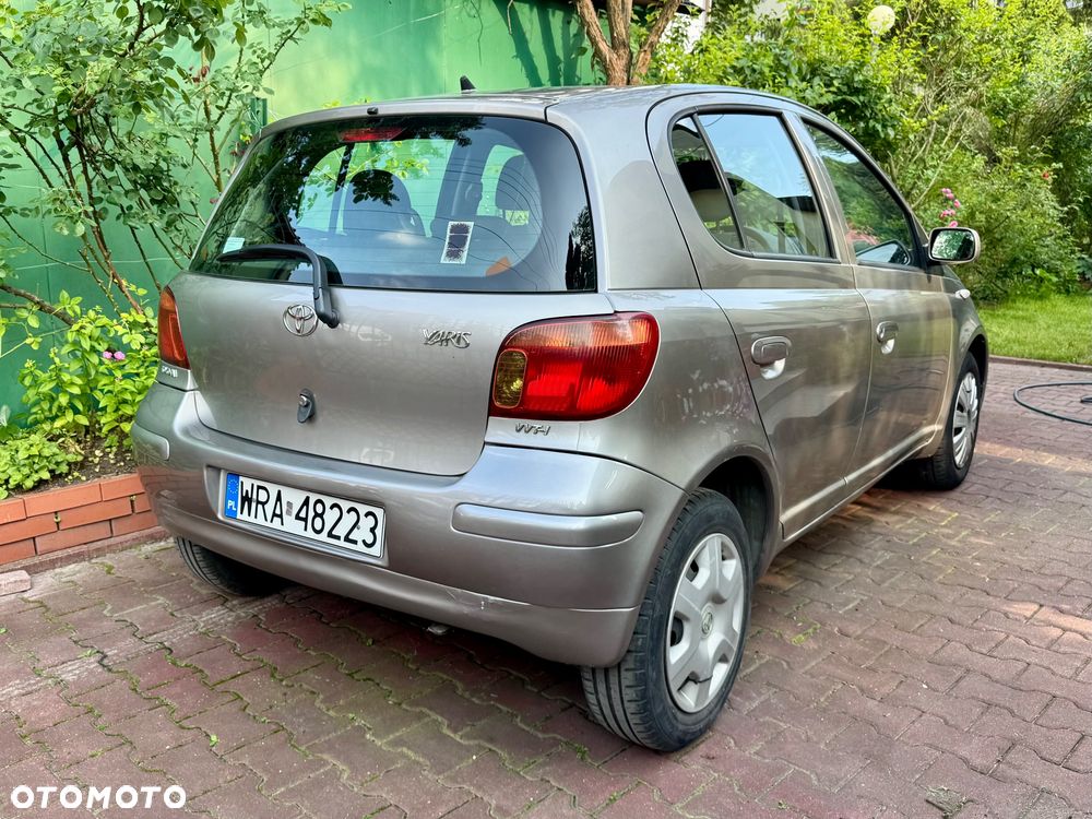Toyota Yaris - 5