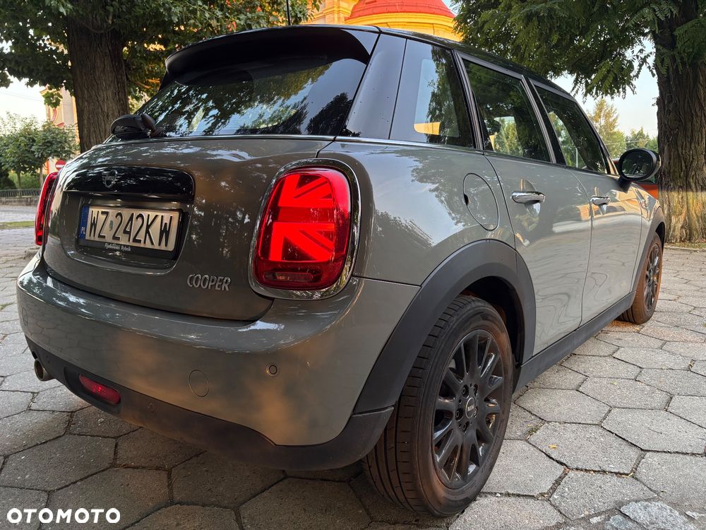 MINI Cooper Standard - 8