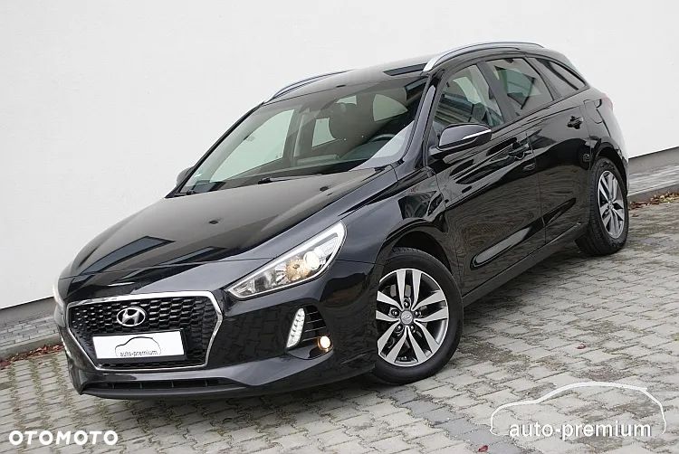 Hyundai i30 Kombi 1.6 CRDI Family+ - 38