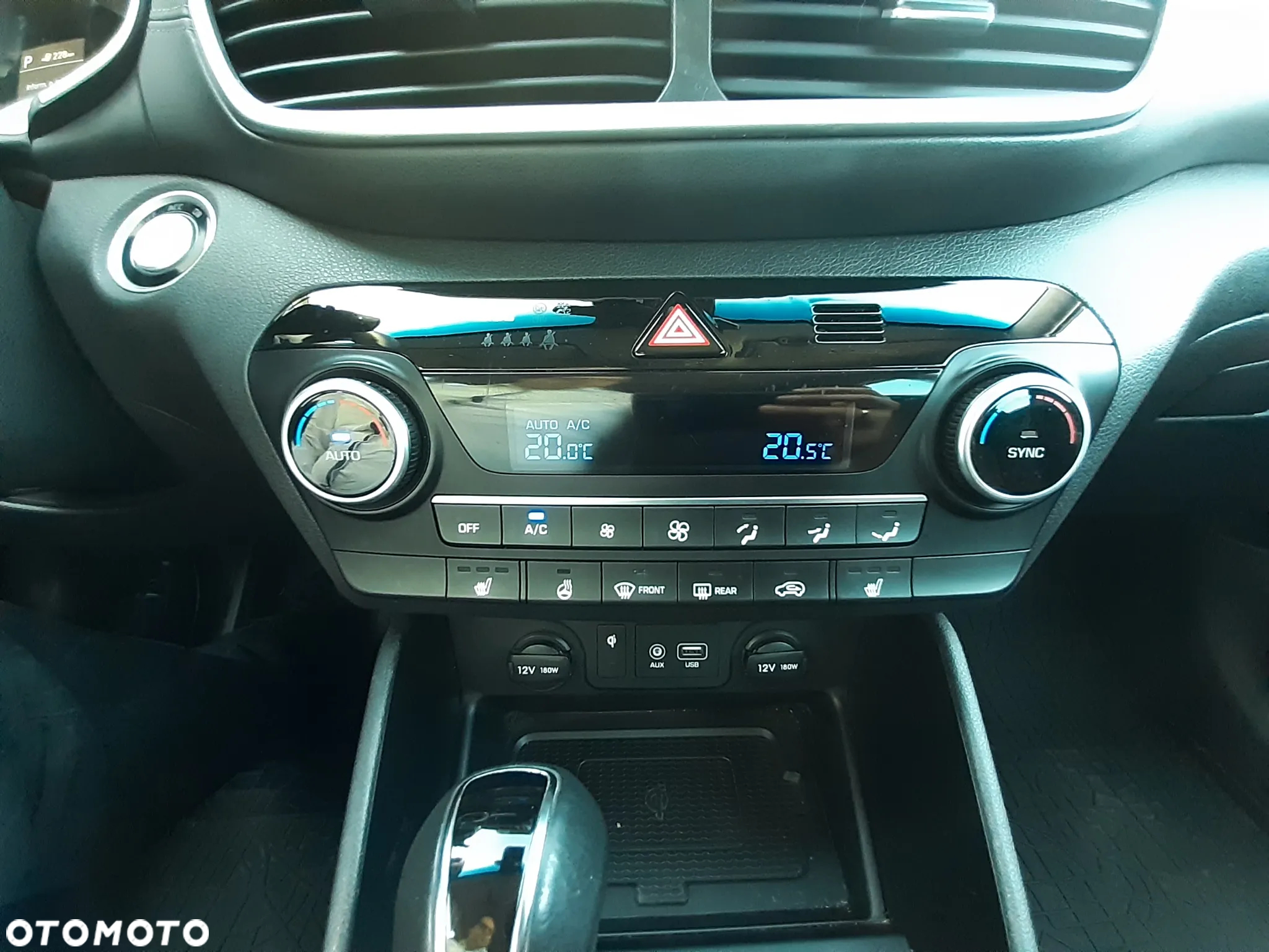 Hyundai Tucson 1.6 T-GDi Premium 4WD DCT - 17