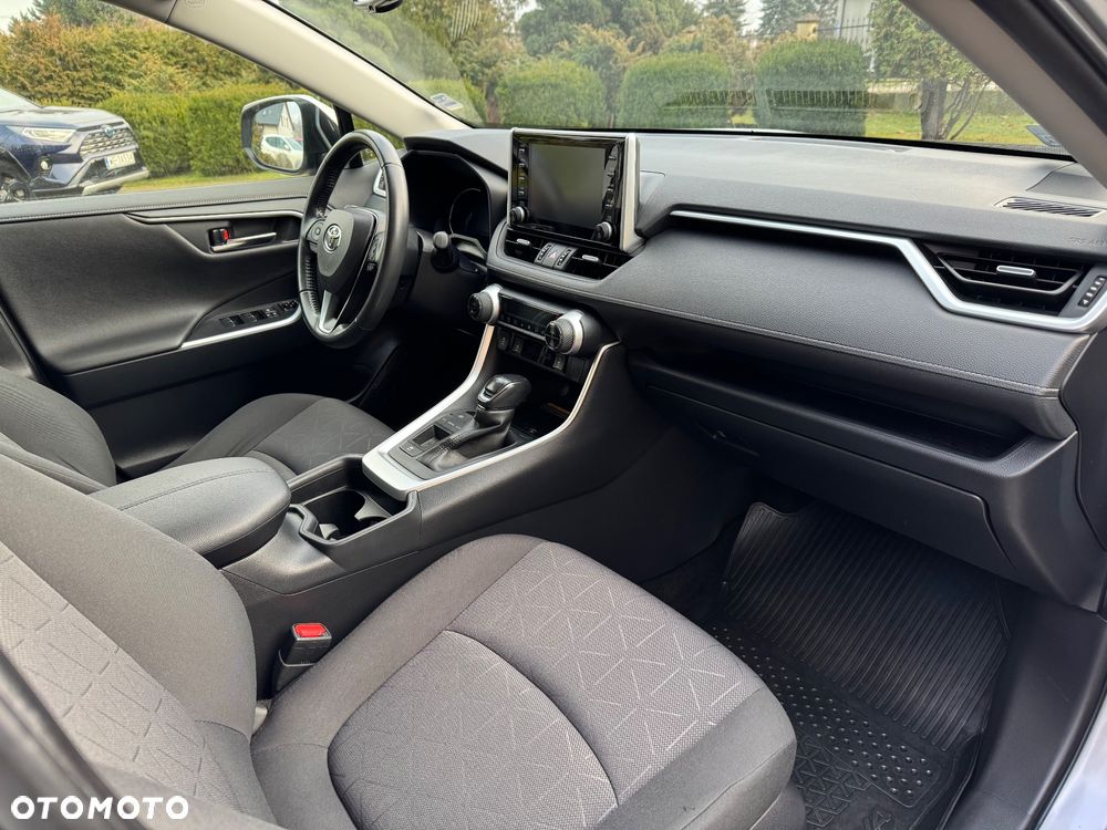 Toyota RAV4 2.5 Hybrid Comfort 4x2 - 16