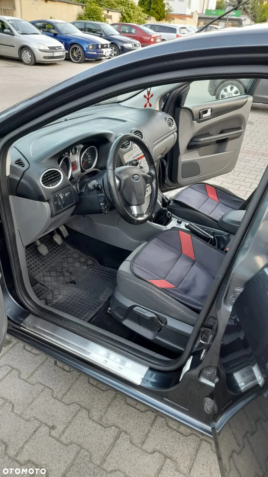 Ford Focus - 11