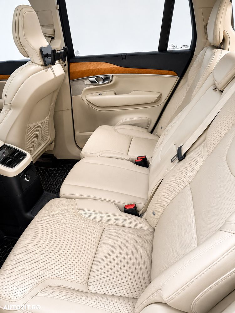 Volvo XC 90 T8 Twin Engine AWD Inscription - 9