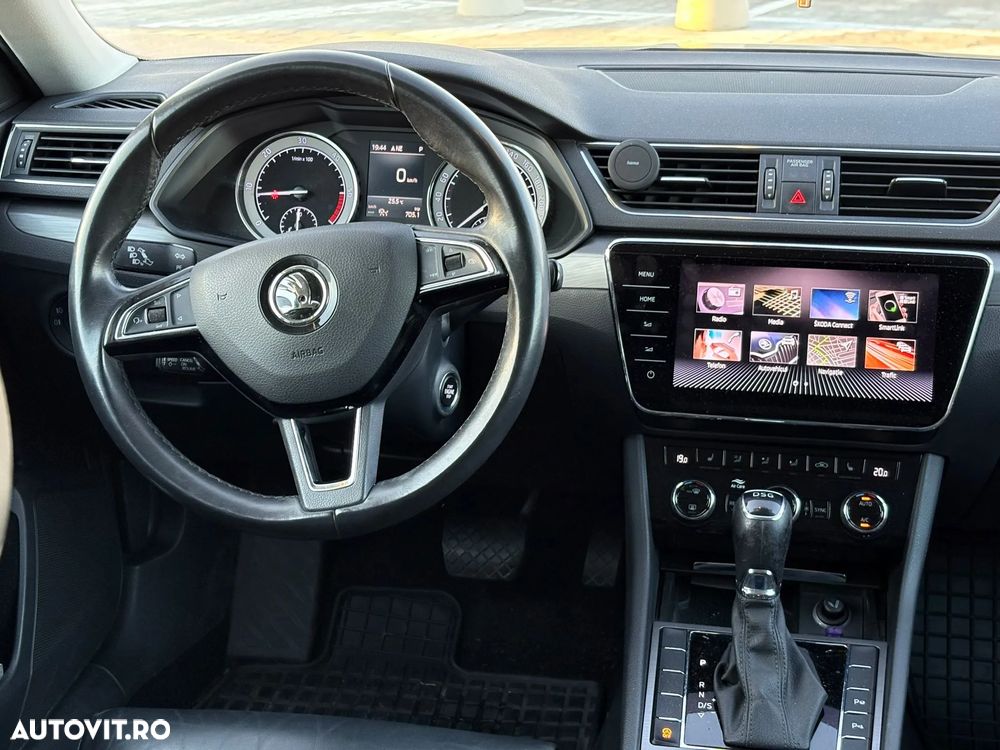Skoda Superb Combi 2.0 TDI DSG Style - 13