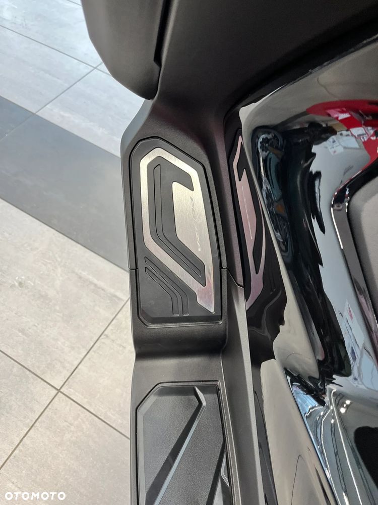 Honda NSS - 12