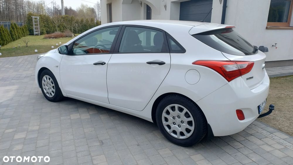 Hyundai i30 1.4 Comfort - 12