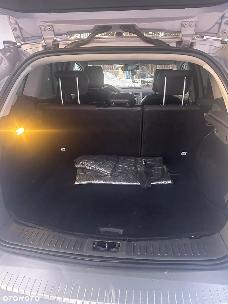 Ford Kuga 2.0 TDCi Trend MPS6 - 14