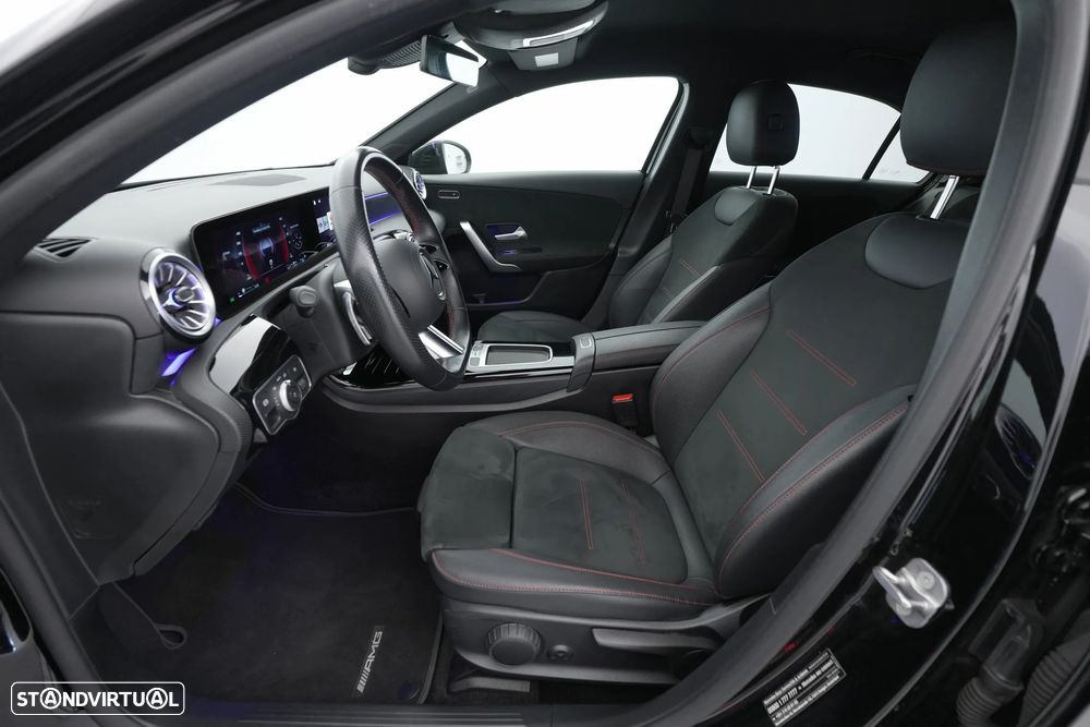 Mercedes-Benz A 250 Limousine e AMG Line - 14