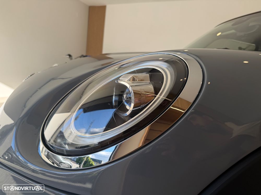 MINI 3 Portas Cooper SE Essential - 14