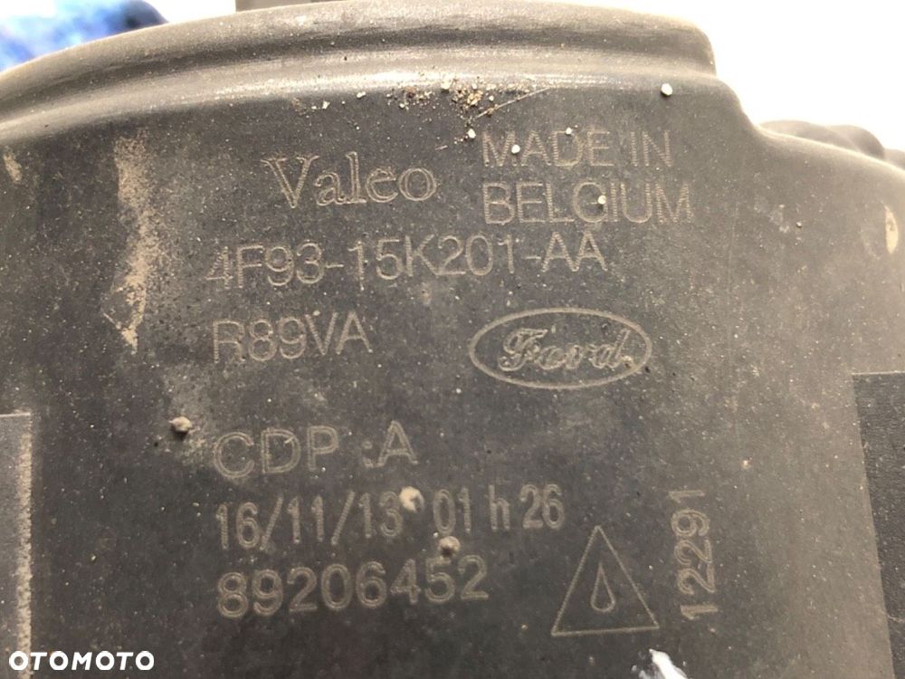 HALOGEN PRAWY PRZÓD  FORD MONDEO V liftback (CE) 2014 - 2022 2.0 EcoBoost 176 kW [240 KM] benzyna - 4