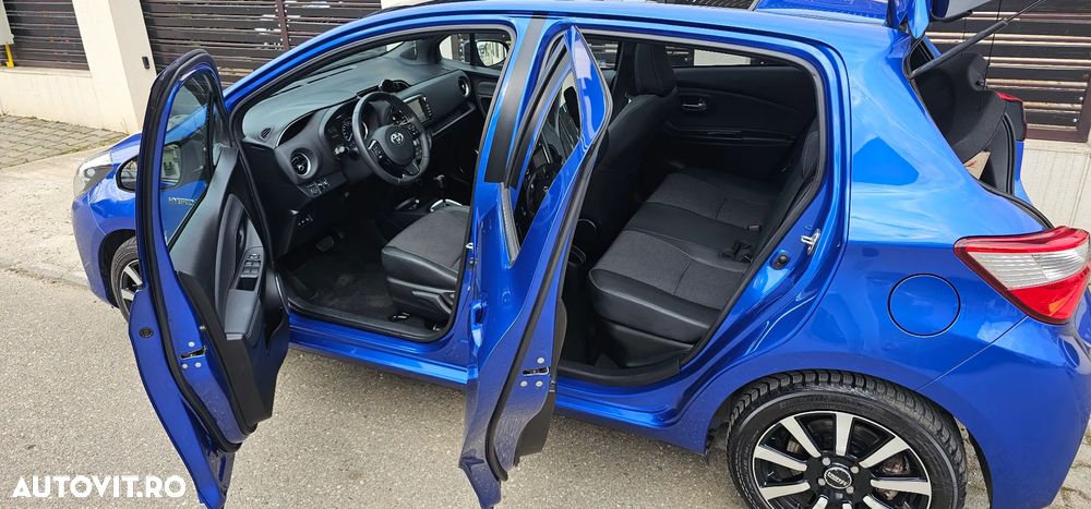 Toyota Yaris 1.5 VVT-i HSD Exclusive - 9