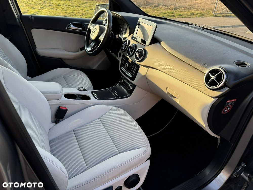 Mercedes-Benz Klasa B - 16