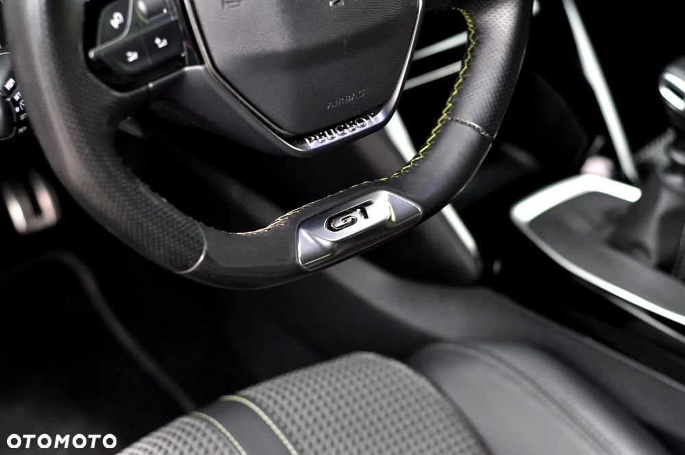 Peugeot 2008 ver-1-5-bluehdi-gt-s-s - 34