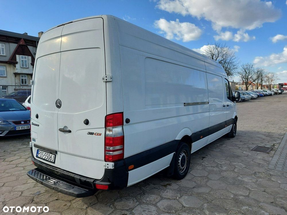Mercedes-Benz Sprinter - 8