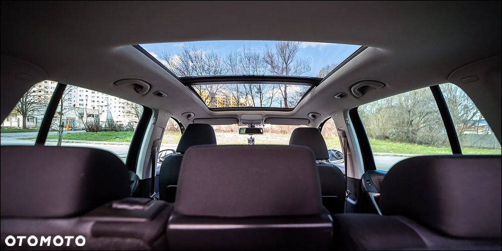 Volkswagen Tiguan - 38