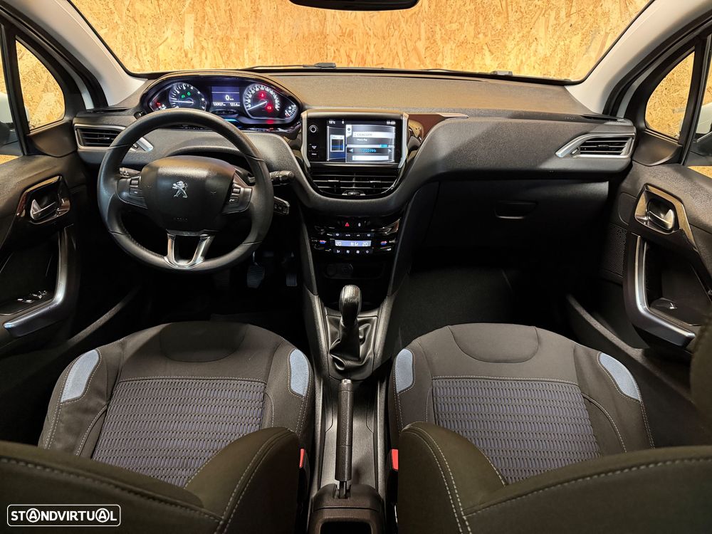 Peugeot 208 82 VTI Allure - 15