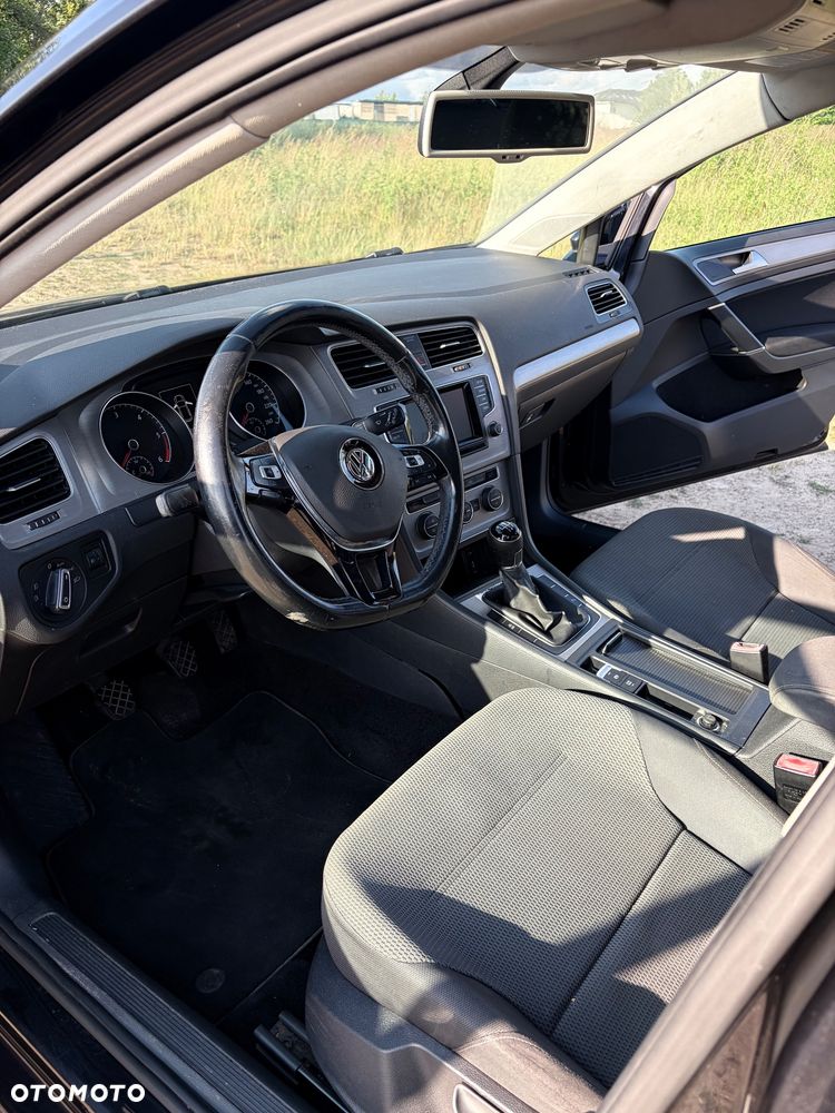 Volkswagen Golf 1.6 TDI BlueMotion Technology Comfortline - 8