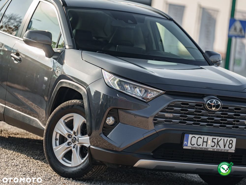 Toyota RAV4 - 12