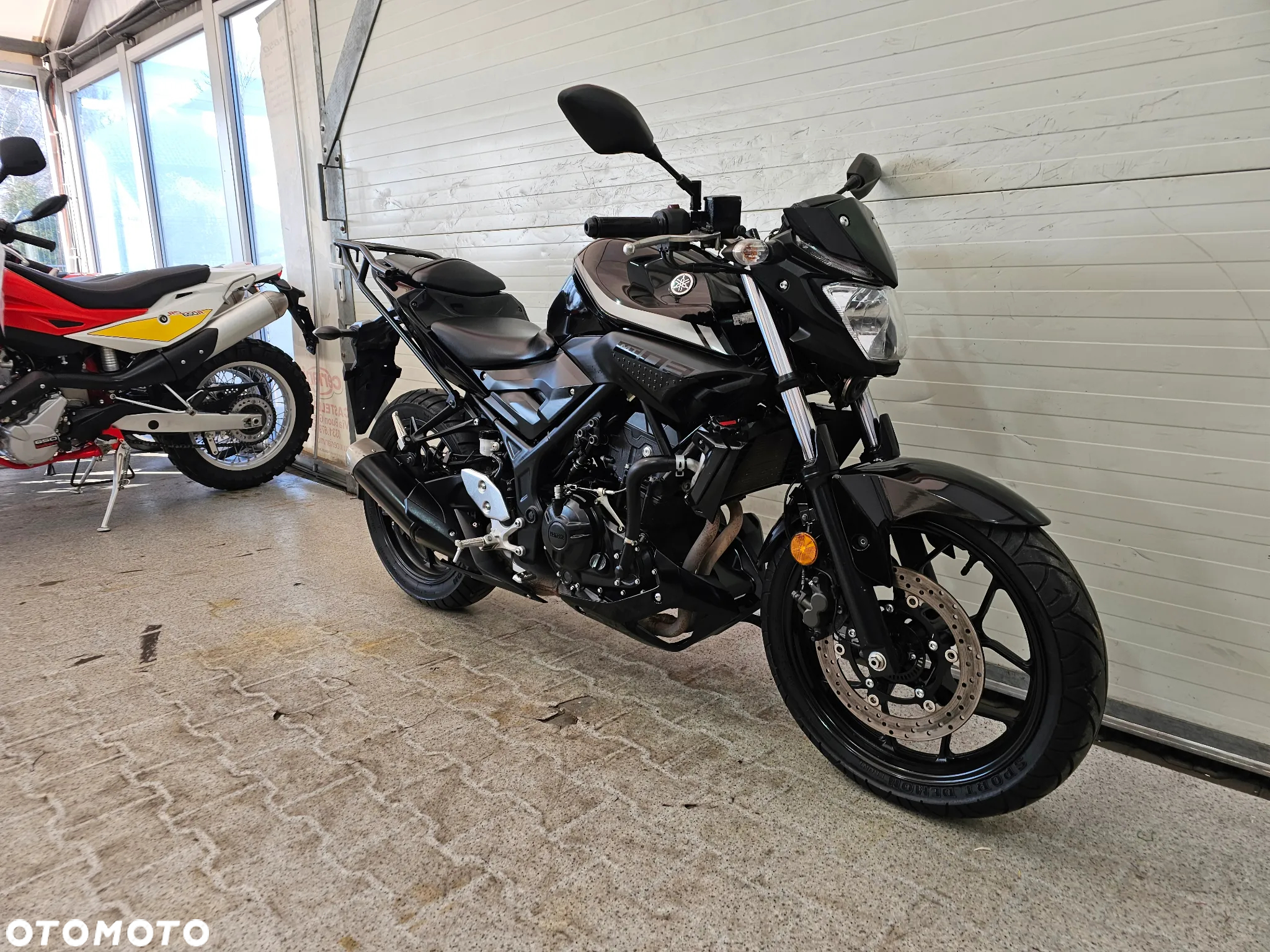 Yamaha MT - 7
