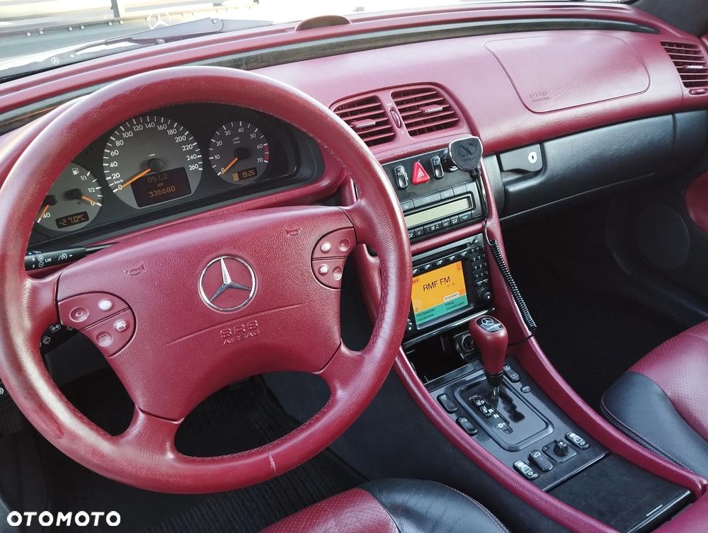 Mercedes-Benz CLK - 19
