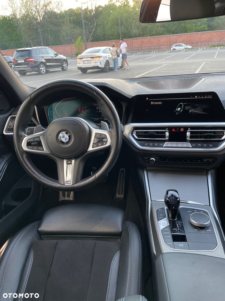 BMW Seria 3 320i GPF xDrive M Sport Shadow - 9