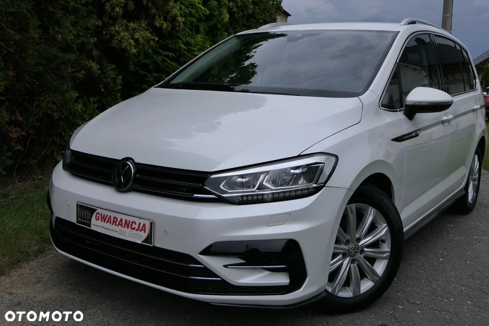 Volkswagen Touran - 1