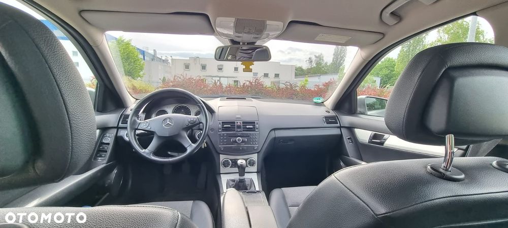 Mercedes-Benz Klasa C 220 CDI Avantgarde - 6