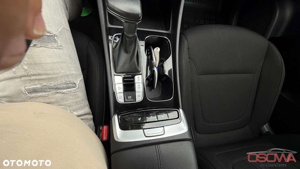 Hyundai Tucson 1.6 T-GDi HEV Platinum 2WD - 26