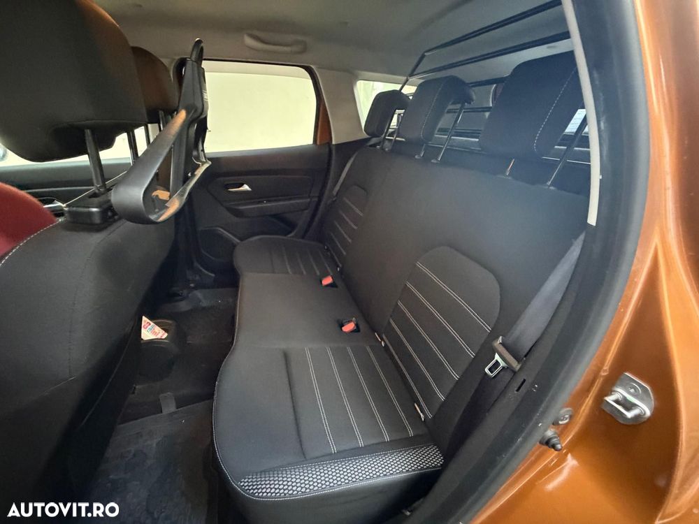 Dacia Duster 1.5 dCi 4WD Prestige jante 16" - 12