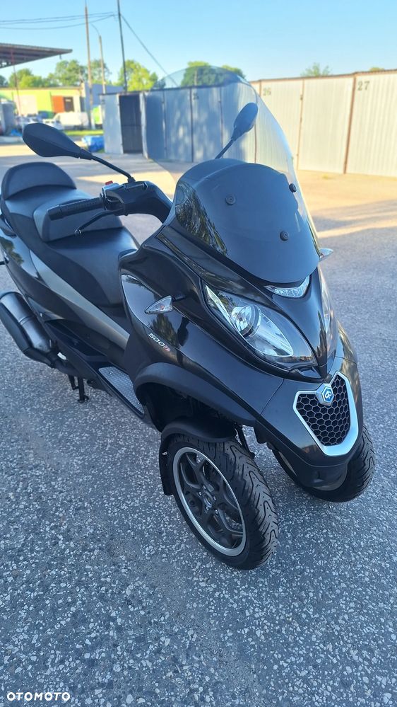 Piaggio MP-3 - 24