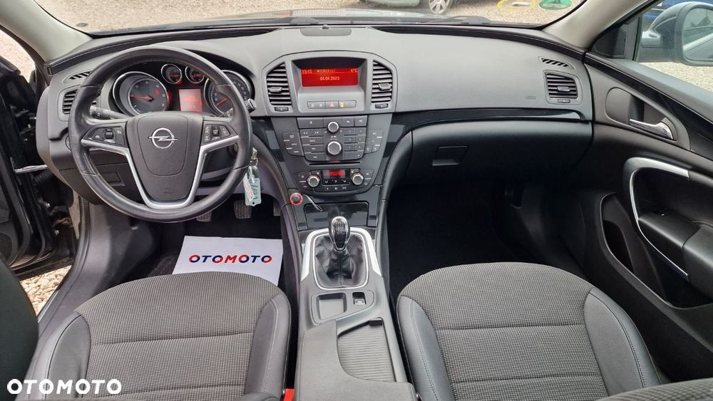 Opel Insignia - 11