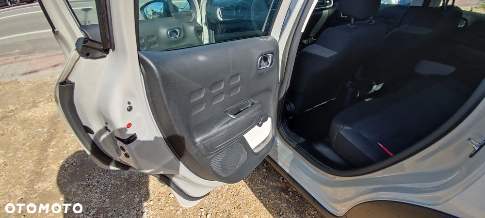 Citroën C3 1.2 PureTech Max - 11
