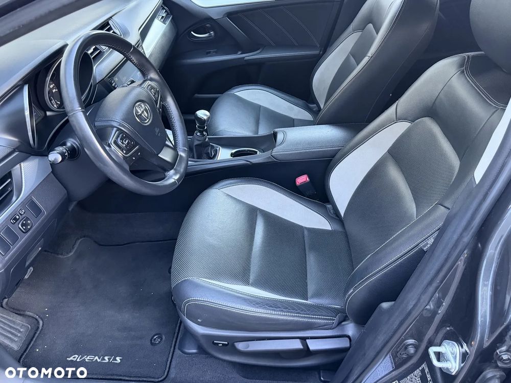 Toyota Avensis 1.8 Premium - 8