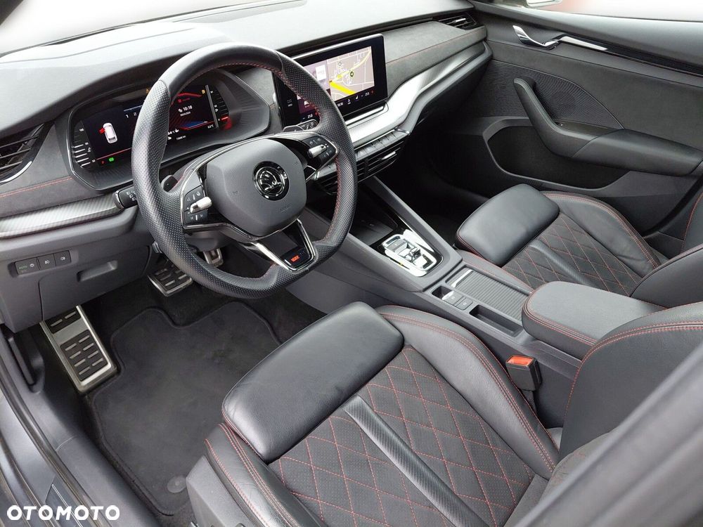 Skoda Octavia 2.0 TSI RS DSG - 16