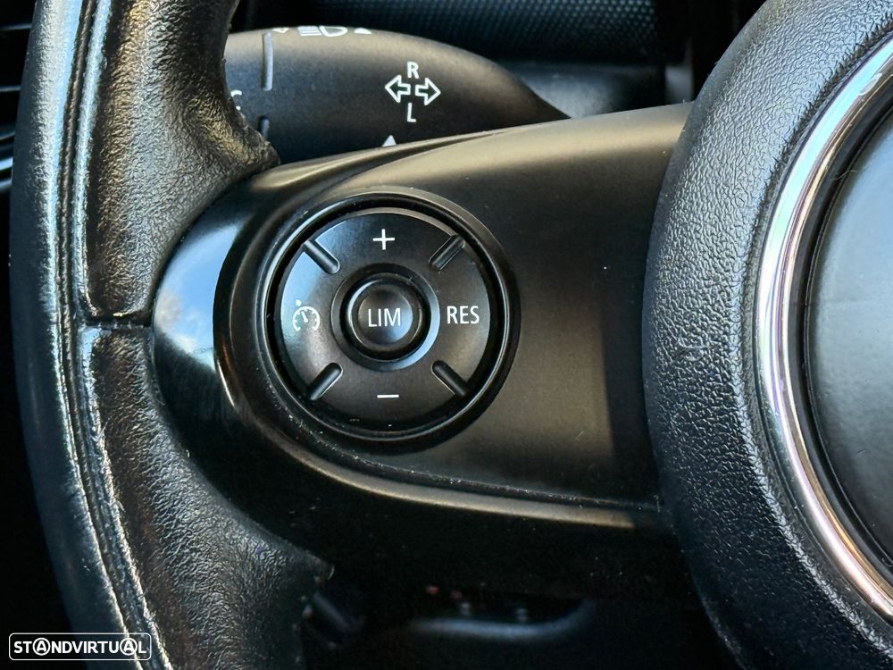 MINI 5 Portas One D - 21