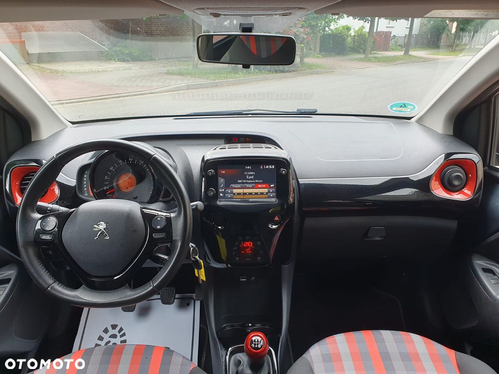 Peugeot 108 VTI 72 Top Allure - 9