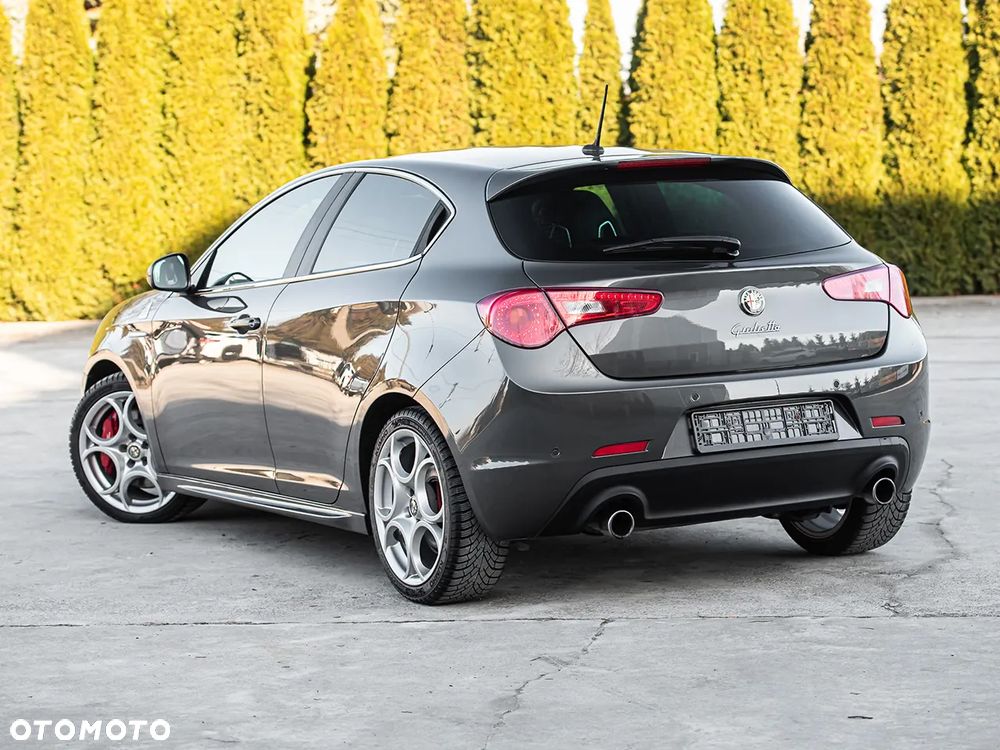 Alfa Romeo Giulietta 1.8 TBi 16V TCT Quadrifoglio Verde - 10