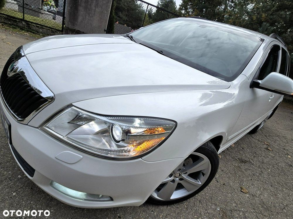 Skoda Octavia Combi 2.0 TDI Elegance - 3